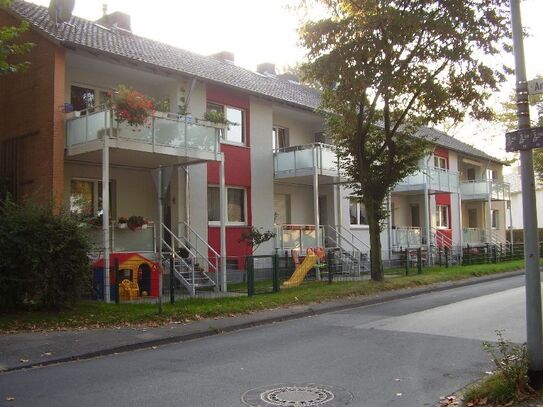 +++ Wir modernisieren - wohnen in Angerhausen, 3 Raum mit großen Balkon +++