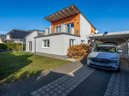 Einfamilienhaus auf sonnigem Grundstück in architektonischer Bauweise