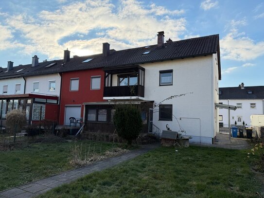 3-Zimmer-OG Wohnung mit Balkon und Garten in Dingolfing