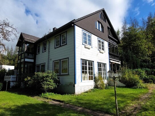 Vielfältige Nutzungsmöglichkeiten: Mehrfamilienhaus mit fünf Apartments in Osterode