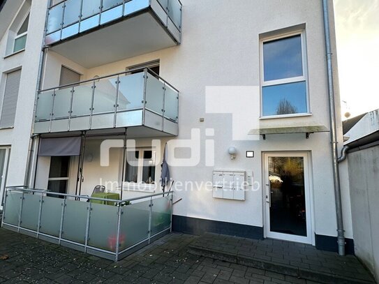 Kapitalanleger aufgepasst: Attraktive 2-Zimmer-Wohnung mit Balkon - Zentral und modern.