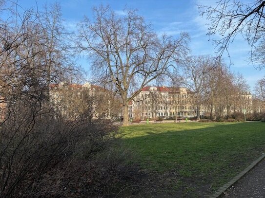 Gemütliche 3-Zimmer-Wohnung mit Aufzug direkt am schön begrünten Wiedebachplatz