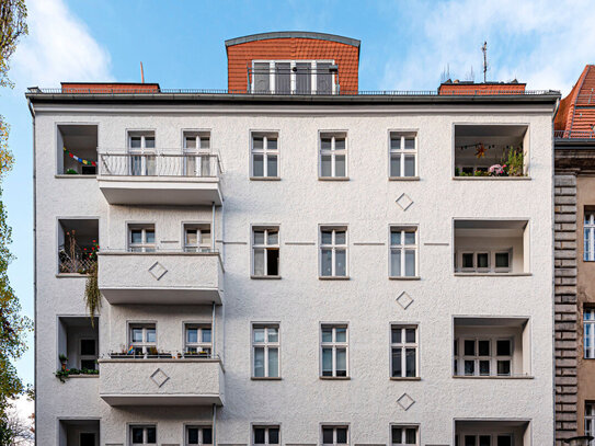 *Mitte in Friedrichshain* Gründerzeit-Investment - 2 Zimmer - vermietet - PROVISIONSFREI