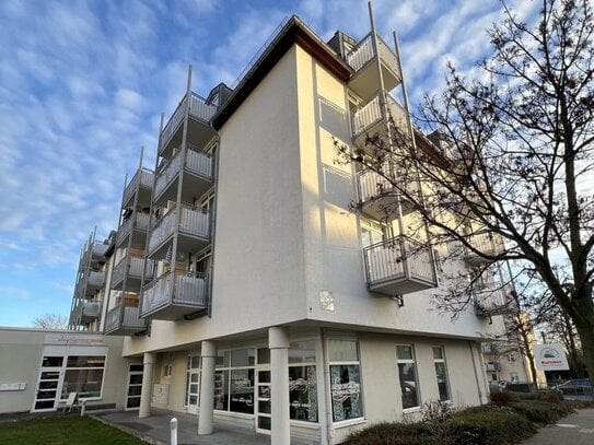 TOP-Kapitalanlage in Magdeburg! Vermietete Ein-Zimmer-Eigentumswohnung mit EBK, Balkon, Abstellraum und TG-Stellplatz!