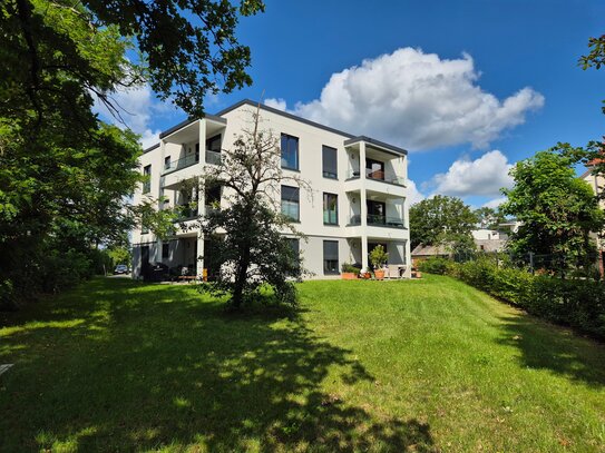 Provisionsfrei - tolle 2 Zimmer Wohnung mit unverbaubaren Blick auf den Werlsee