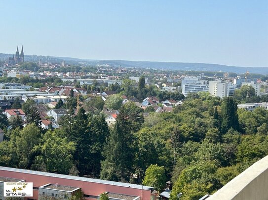 Ausblick über ganz Regensburg - sonnige Wohnung mit Süd-Balkon im 14. Stock - Bezugsbereit