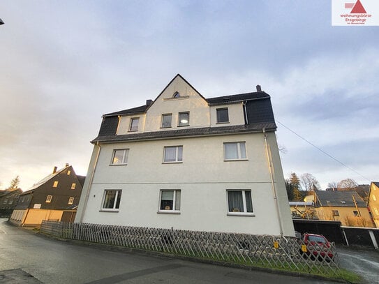 2-Raum-Wohnung in Thalheim - 2. Obergeschoss mit schöner Aussicht!!