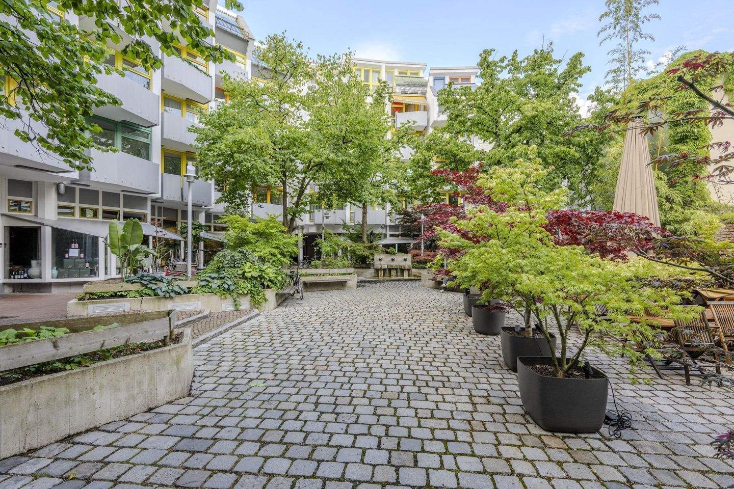 Exklusive 2-Zimmer-Maisonettewohnung in der beliebten Amalienpassage