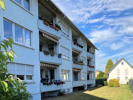 Investment: ETW im Erdgeschoss (Hochpattere) - 3ZKB mit Balkon in Bad Salzuflen