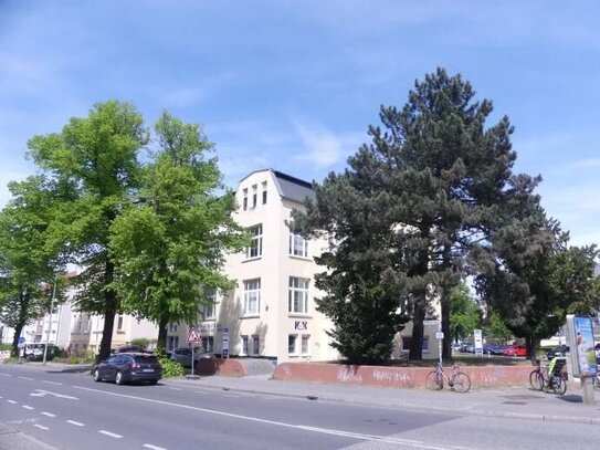 Dachgeschosswohnung im Bahnhofsviertel