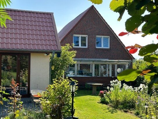 Modernisiertes Einfamilienhaus mit wunderschönem großen Garten nahe der Schloßstadt Klütz