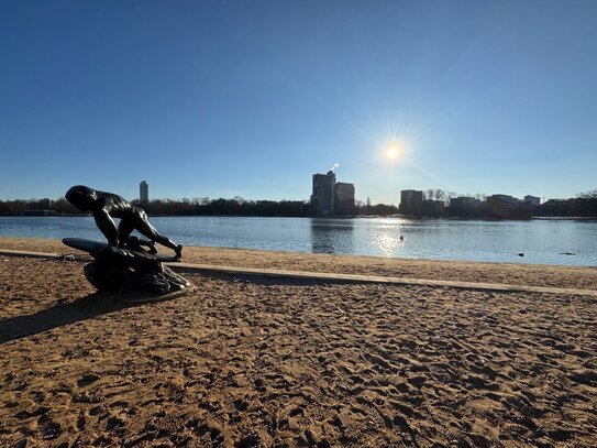 Stadtnah, strandnah: 2 Balkone, Stellplatz und die perfekte Lage - bereit für Ihren Feinschliff!