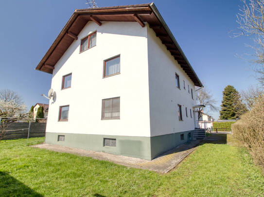 Zweifamilienhaus mit Ausbaureserven in ruhiger und attraktiver Lage