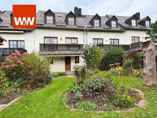 Schönes Reihenhaus mit gepflegtem Garten, Garage und Balkon - in ruhiger Siedlung von Schneeberg