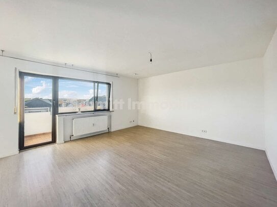 Penthouse 1,5-Zimmer-Wohnung mit Balkon in Frankfurt-Niederrad