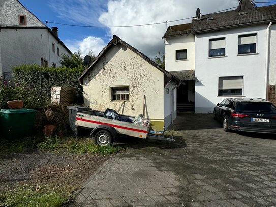 Einfamilienhaus mit Garten