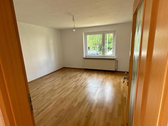 3 Raum Wohnung zu vermieten ab 01.05.2025