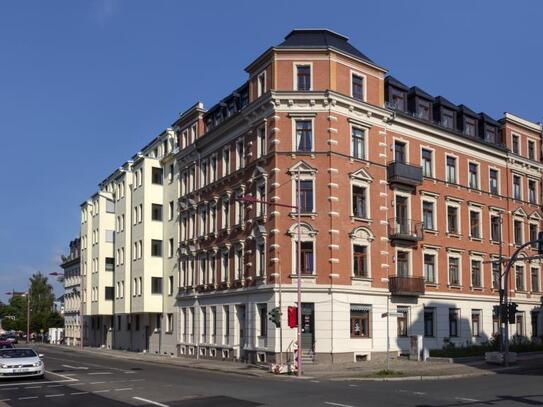 Wunderschöne Wohnung im Dachgeschoss mit Loggia und Fußbodenheizung am Kaßberg!