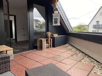 Ansprechende 5-Zimmer-Dachgeschosswohnung mit Balkon und Einbauküche in Westerburg