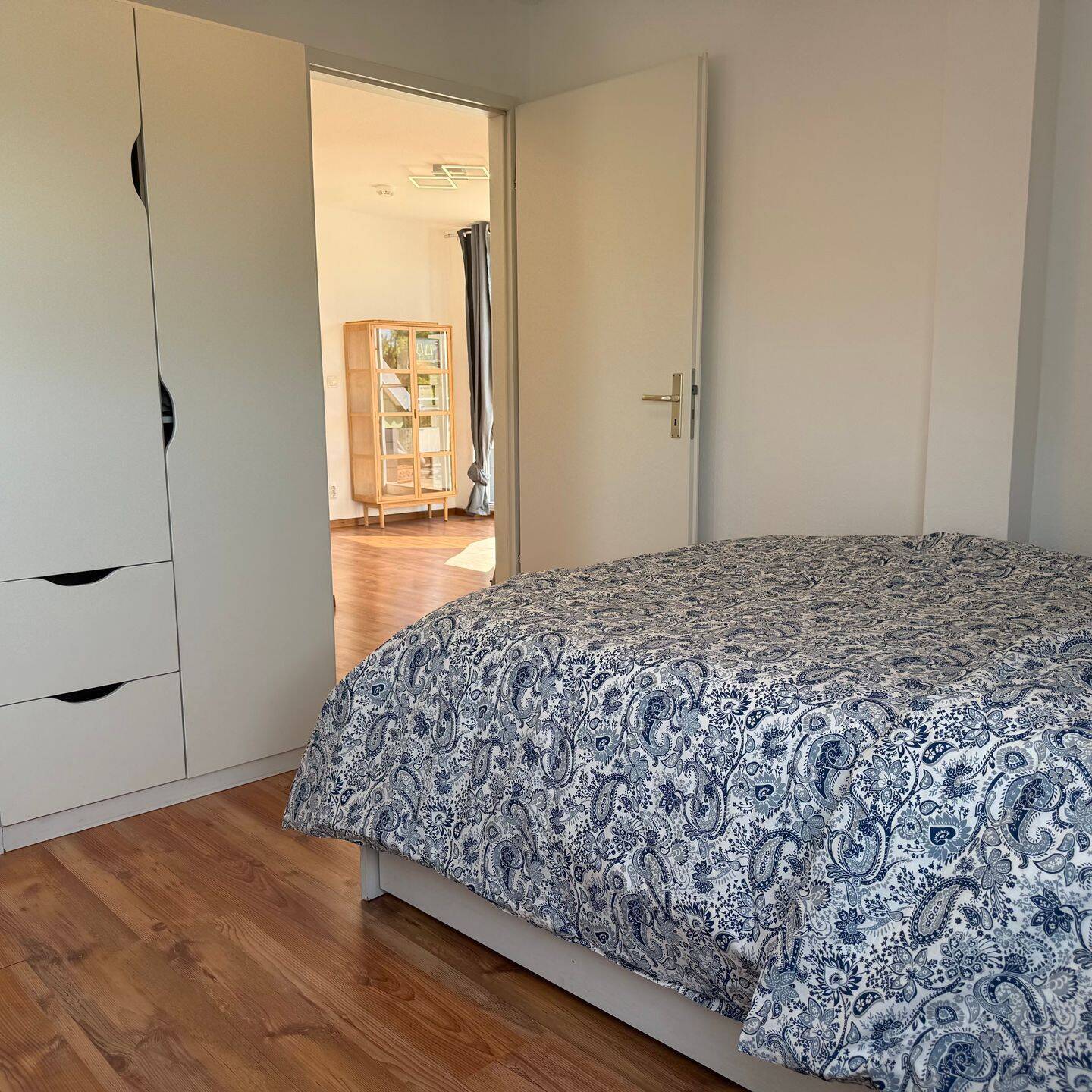Wohnen im Grünen: Stilvoll möblierte 2-Zimmer-Wohnung mit Dachterrasse in einer der grünsten Wohnlagen Berlins – nahe Orankesee und Obersee. - Photo 1
