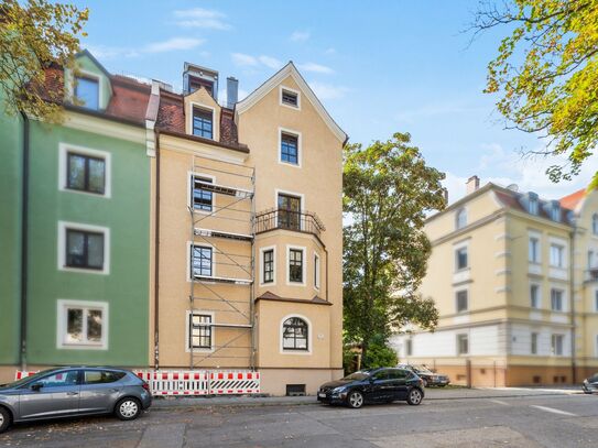 Attraktive 2-Zimmer-Dachgeschoss-Wohnung am östlichen Altstadtrand von Regensburg