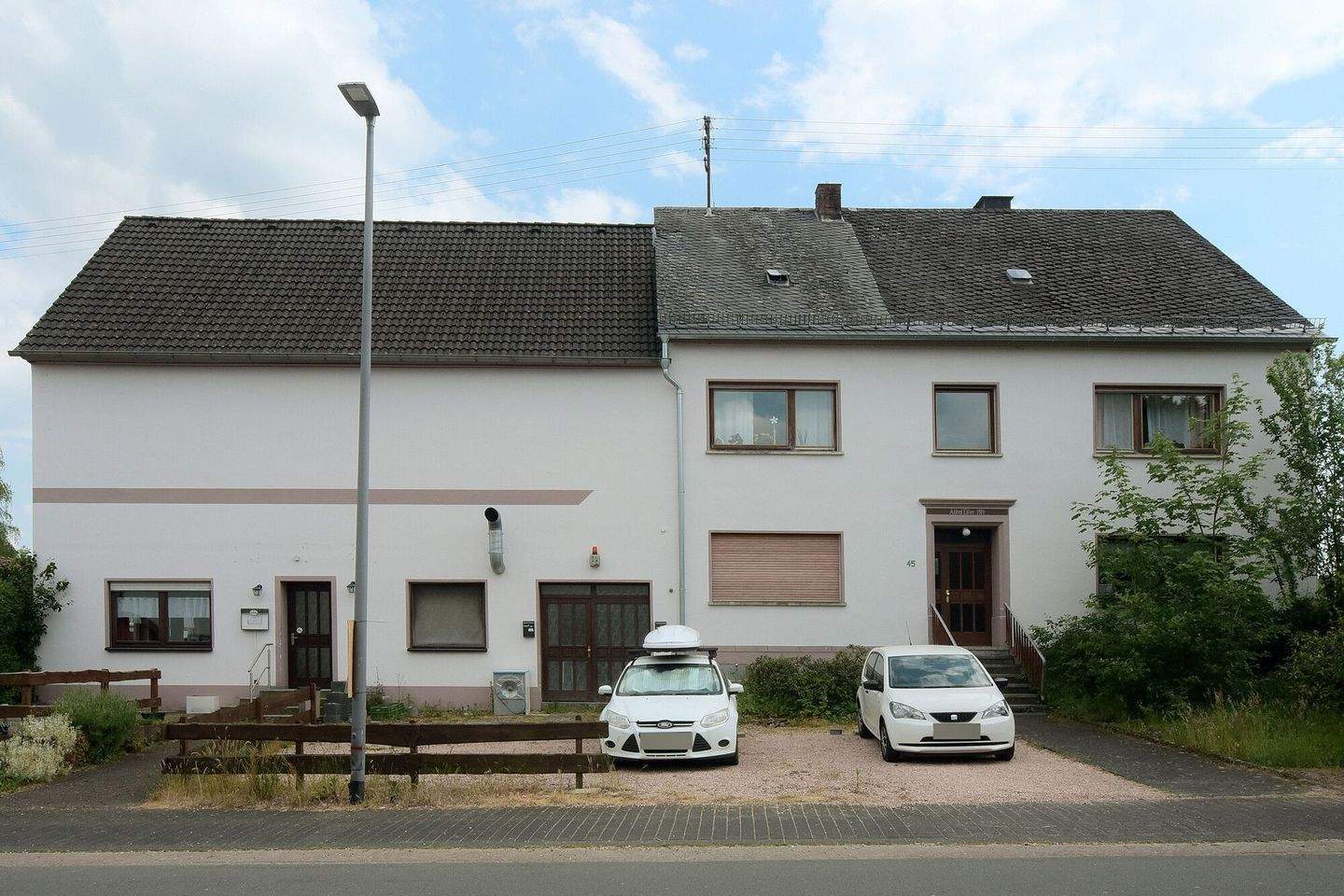 Immobilie in Brücken - 3.009 m2 Grundfläche - Platz für Autos - 234 m2 Gastronomie - 200 m2 Wohnfläche mit riesigem Dach - Bild 0