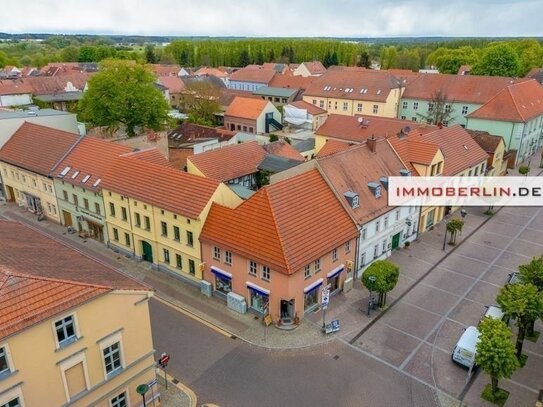 IMMOBERLIN.DE - Historisches, 2006 saniertes Wohn- + Geschäftshaus mit Ausbaupotential im Ortszentrum