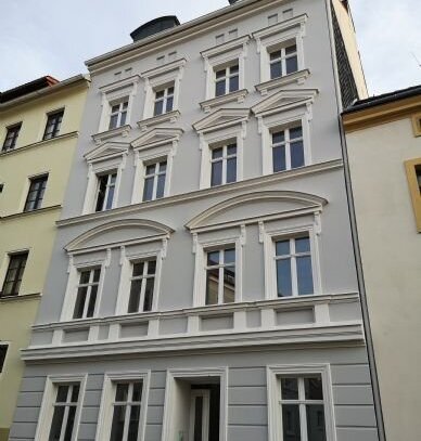 Schöne EG Whg. mit EBK, Dusche und Balkon mit Gartenblick, Nikolaivorstadt