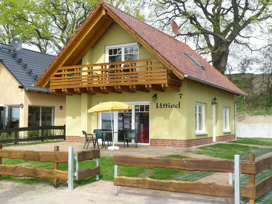 Ferienhaus direkt am Plauer See mit Bootsliegeplatz