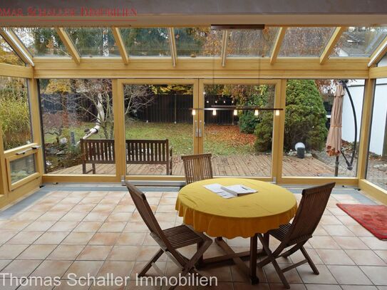 TRAUMHAUS GESUCHT - BUNGALOW - TRAUMGRUNDSTÜCK - WINTERGARTEN IN ZIRNDORF-WEIHERHOF