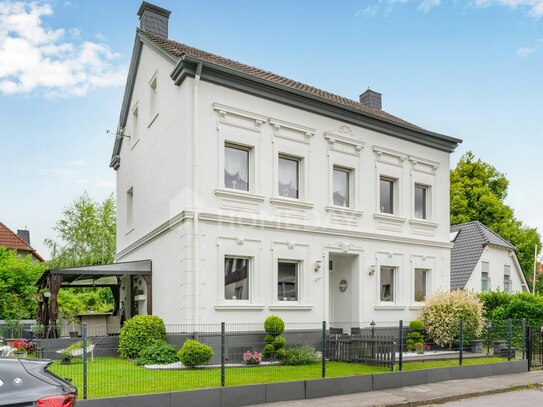 Charmantes EFH im englischen Landhausstil mit Garten, Terrassen in familienfreundlicher Lage!