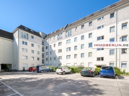 IMMOBERLIN.DE - Frisch renoviert! Sympathische Wohnung mit Südwestbalkon in angenehmer Lage