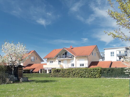 Sonnige DG-Wohnung | Gehobene Ausstattung | Gefragte Lage