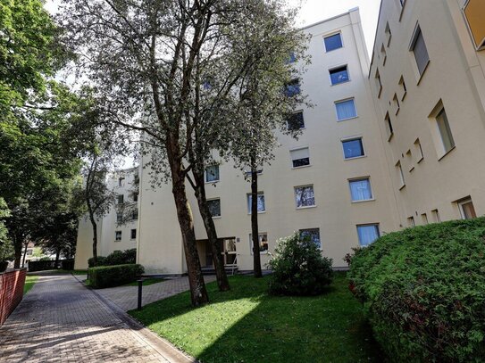 Charmante 2 Zimmer Wohnung mit sonnigen Balkon