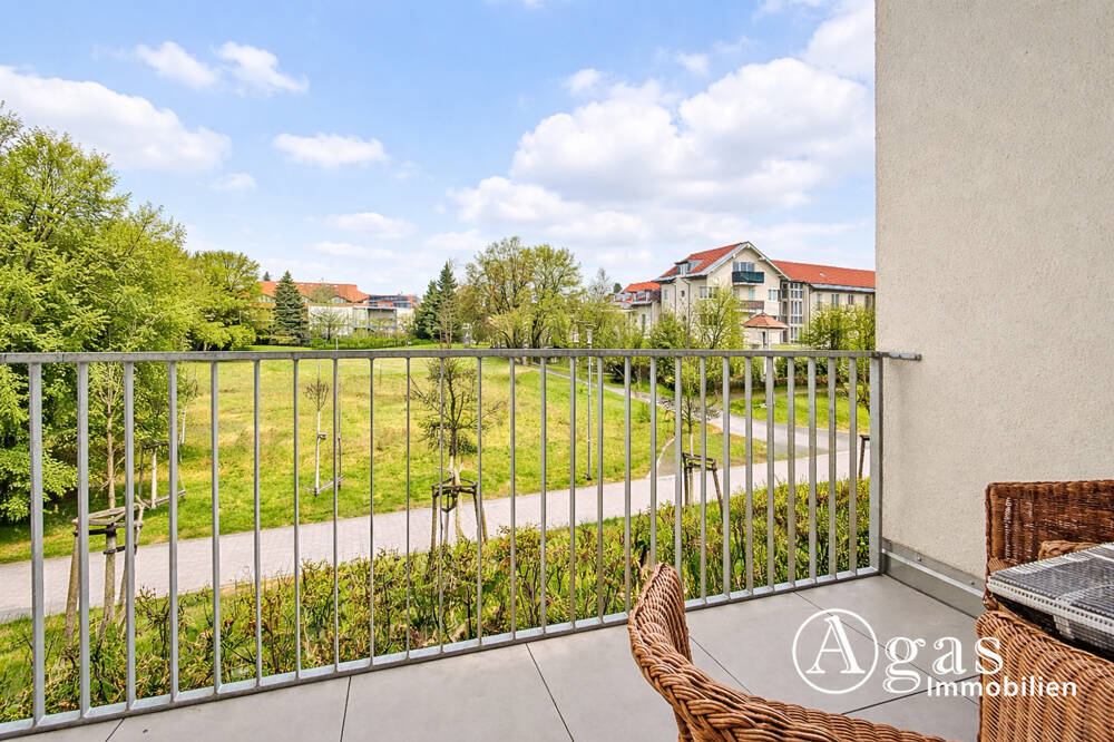 Helle 2-Zimmer-Wohnung mit Balkon, Abstellkammer und Fahrstuhl - Photo 1
