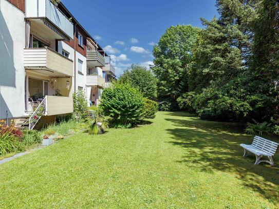 Großzügige 3,5-Zi-Wohnung mit Parkettboden | Einzelgarage, Balkon u. Gartennutzung | Ludwigsburg