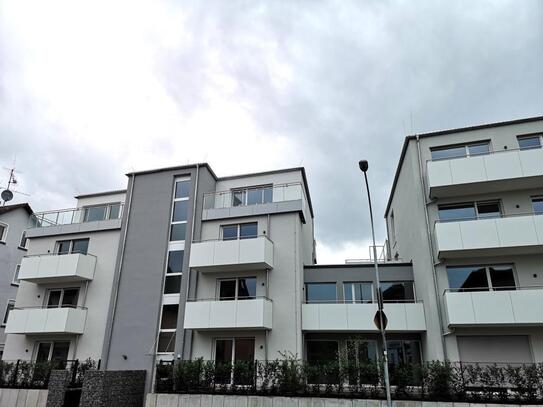 In top Lage mit Balkon: Moderne und schöne 2 Zimmer-Wohnung in Gießen, Am Unteren Rain 1