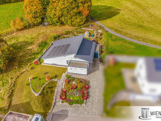 Exklusiver Bungalow A+ mit hochwertiger Ausstattung und Mobiliar, PV-Anlage und Akku Speicher