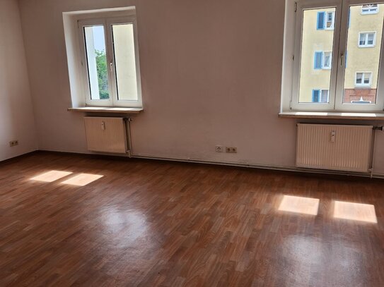 neue Einbauküche in renovierter 2 Zimmerwohnung in der Friedrich Wolf Straße