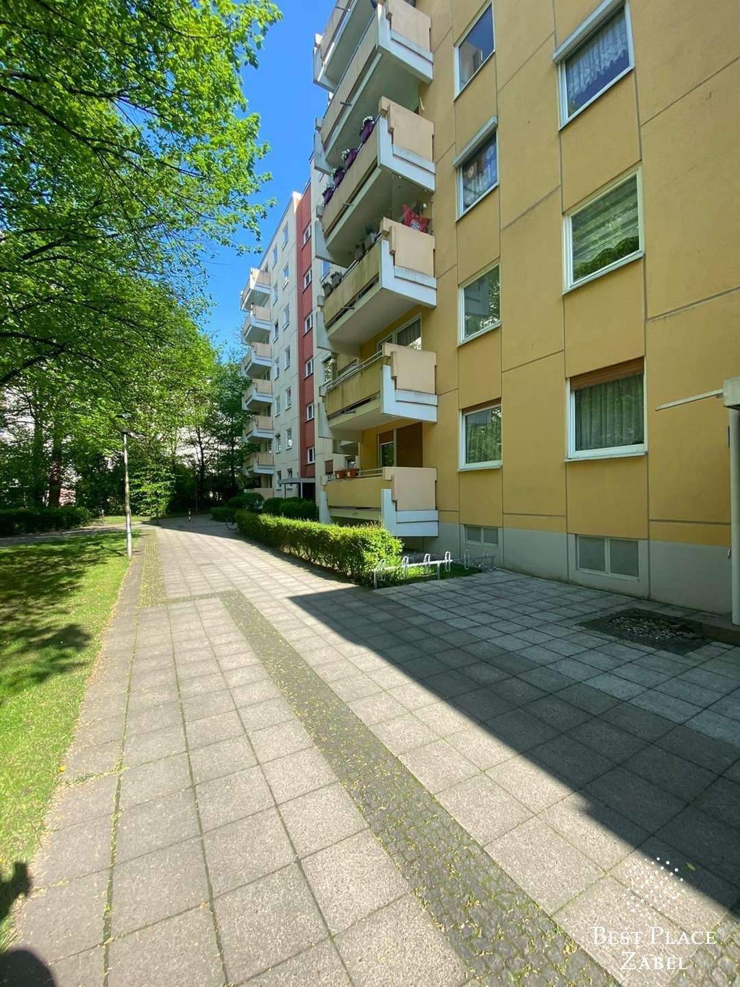 Sanierte 3-Zimmer-Wohnung mit Balkon im Plevierpark