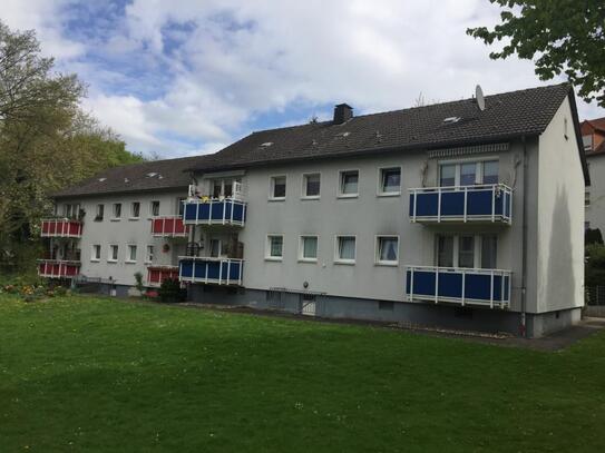 ** Gut vermietete Kapitalanlage im schönen Mehrfamilienhaus mit Balkon! **