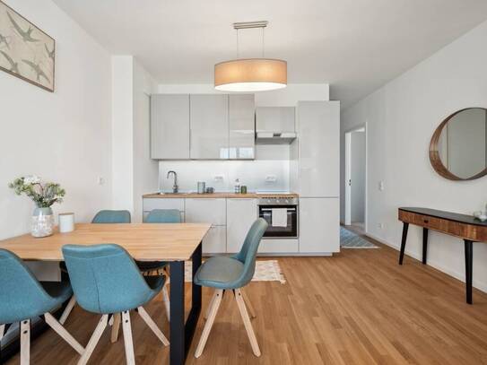 Zu vermieten nahe Boxhagener Platz: Helle möblierte 3-Zimmer-Wohnung mit großem Balkon