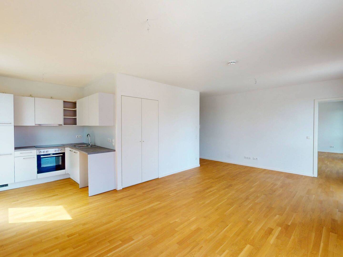 Geräumige 2-Zimmer-Wohnung mit EBK und 2 BALKONEN im Neubauquartier 'Ferdinand's Garden' - Foto 1
