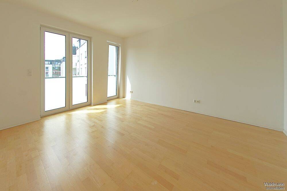 Moderne und helle 2 Zimmerwohnung mit Balkon - Foto 1