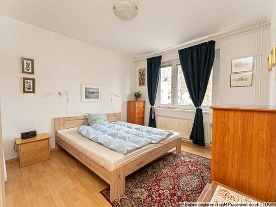 Beautiful 2-room flat with green surrounding in Berlin Treptow