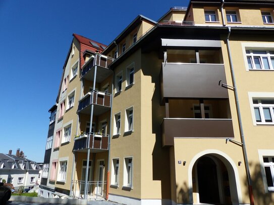 Souterrainwohnung mit Terrasse