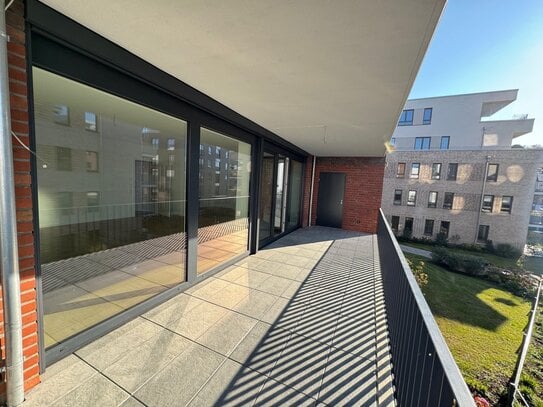 Schulauer Hafenterrassen: NEUBAU/Erstbezug 4-Zimmer im 1. OG mit Balkon und Elbblick, Courtagefrei