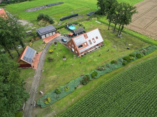 Idyllisch Wohnen in Recke - geschmackvolles Zweifamilienhaus mit Ackerflächen