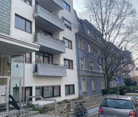 Individuelle Atrium-Wohnung in begehrter Sachsenhäuser Lage