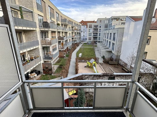 Helle und optimal geschnittene 2-Zimmer-Wohnung für WG in Nürnbergs aufstrebendem Viertel Eberhardshof